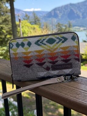 Pendleton HIGHLAND PEAK SMARTPHONE WALLET
